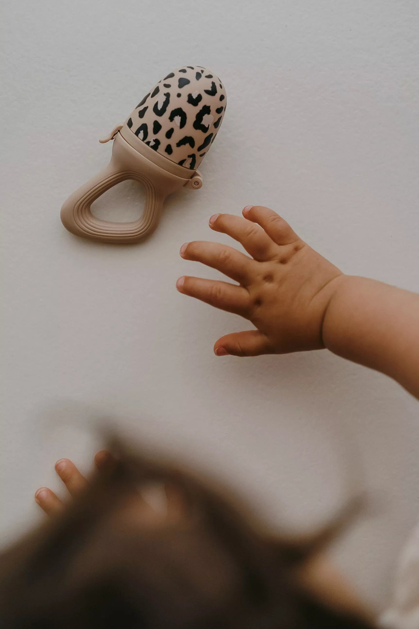 Tétine grignoteuse pour bébé - Léopard - Sauvage ZAKUW