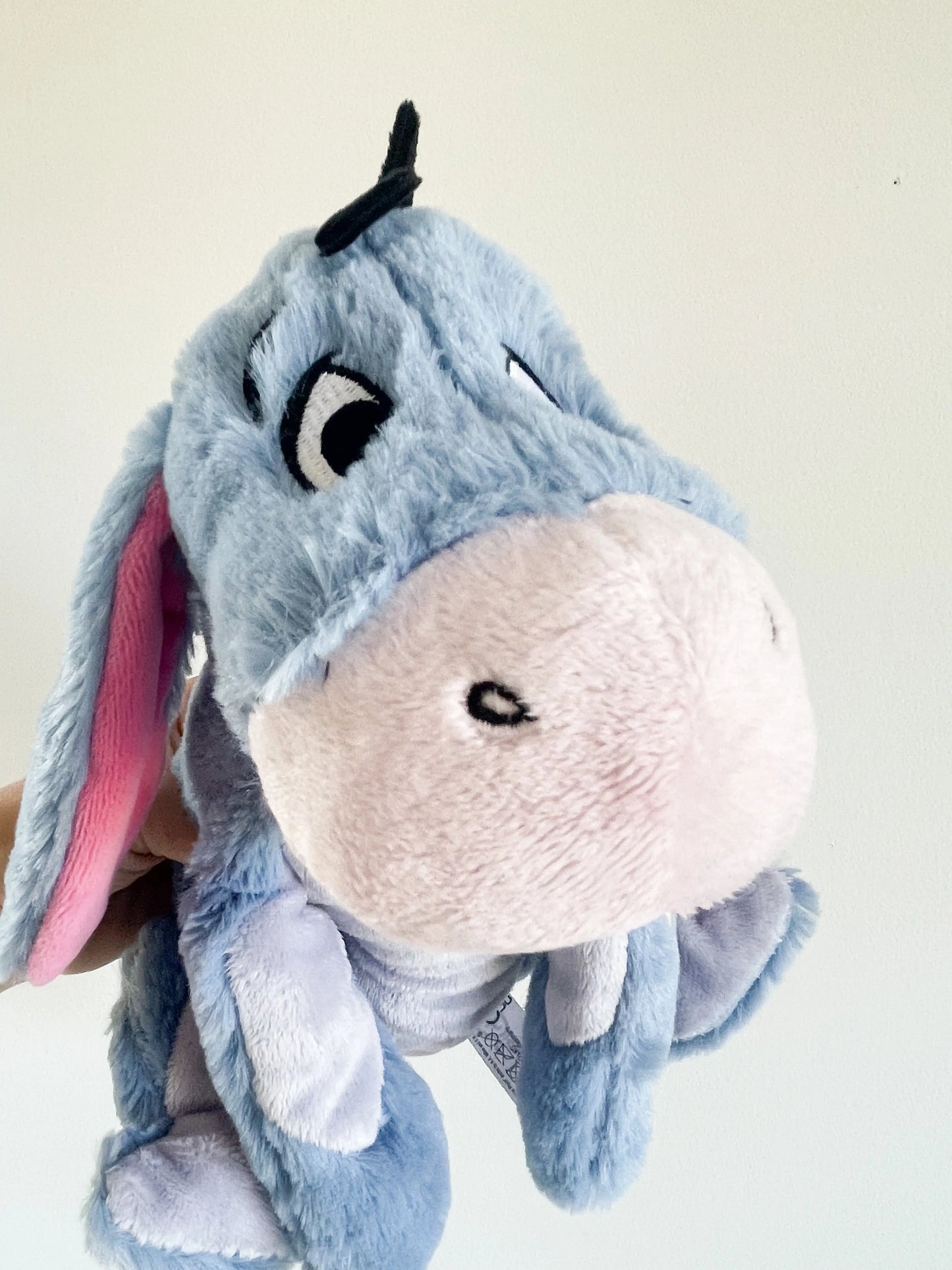 Zoom sur la peluche Bourriquet