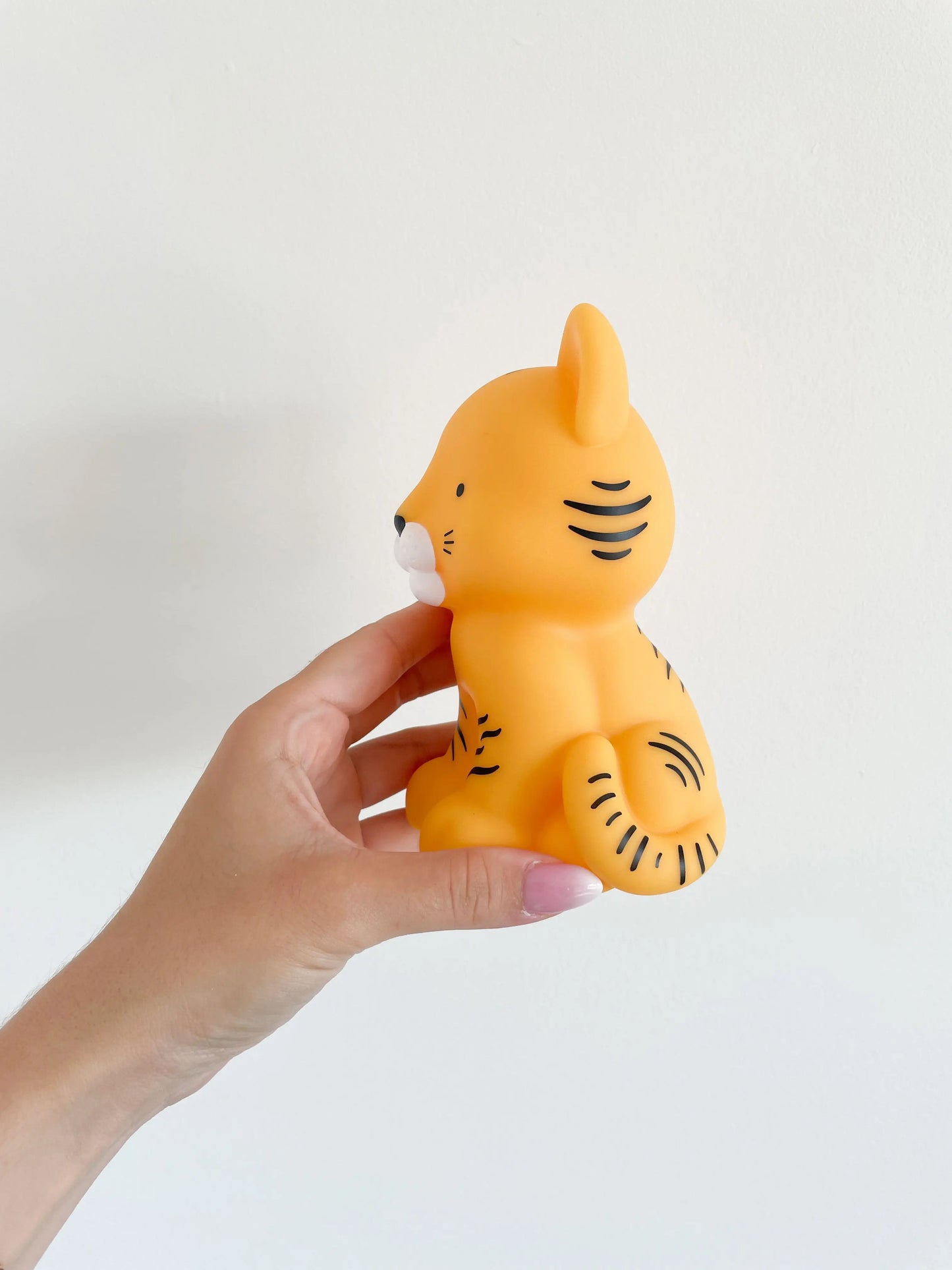 Veilleuse enfant en forme de tigre vue de profil